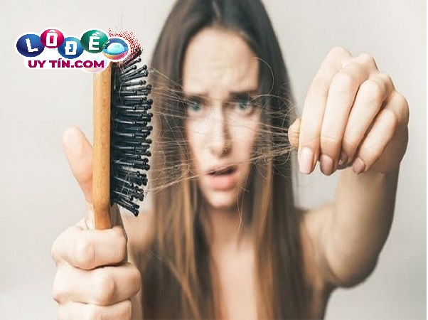 Nằm mơ thấy rụng tóc đánh số gì? Giấc mơ này là điềm tốt hay vận hạn? 22 Nằm mơ thấy rụng tóc đánh số gì? Giấc mơ này là điềm tốt hay vận hạn?