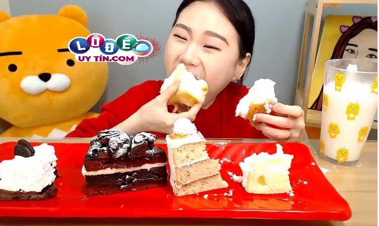 Phân tích giấc mơ thấy bánh sinh nhật đánh con gì chuẩn? 27 Phân tích giấc mơ thấy bánh sinh nhật đánh con gì chuẩn?